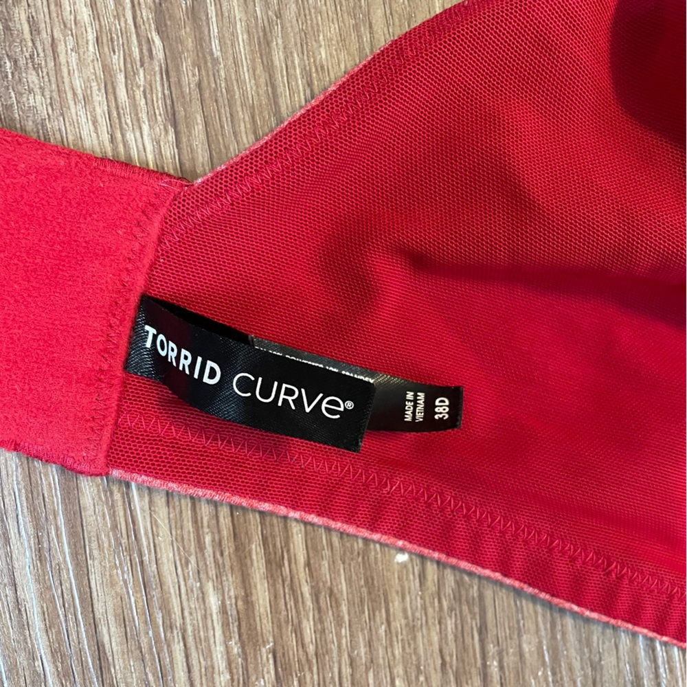 Torrid Red Dream Wire-free Wireless Comfort Bra 38D - Picture 4 of 5